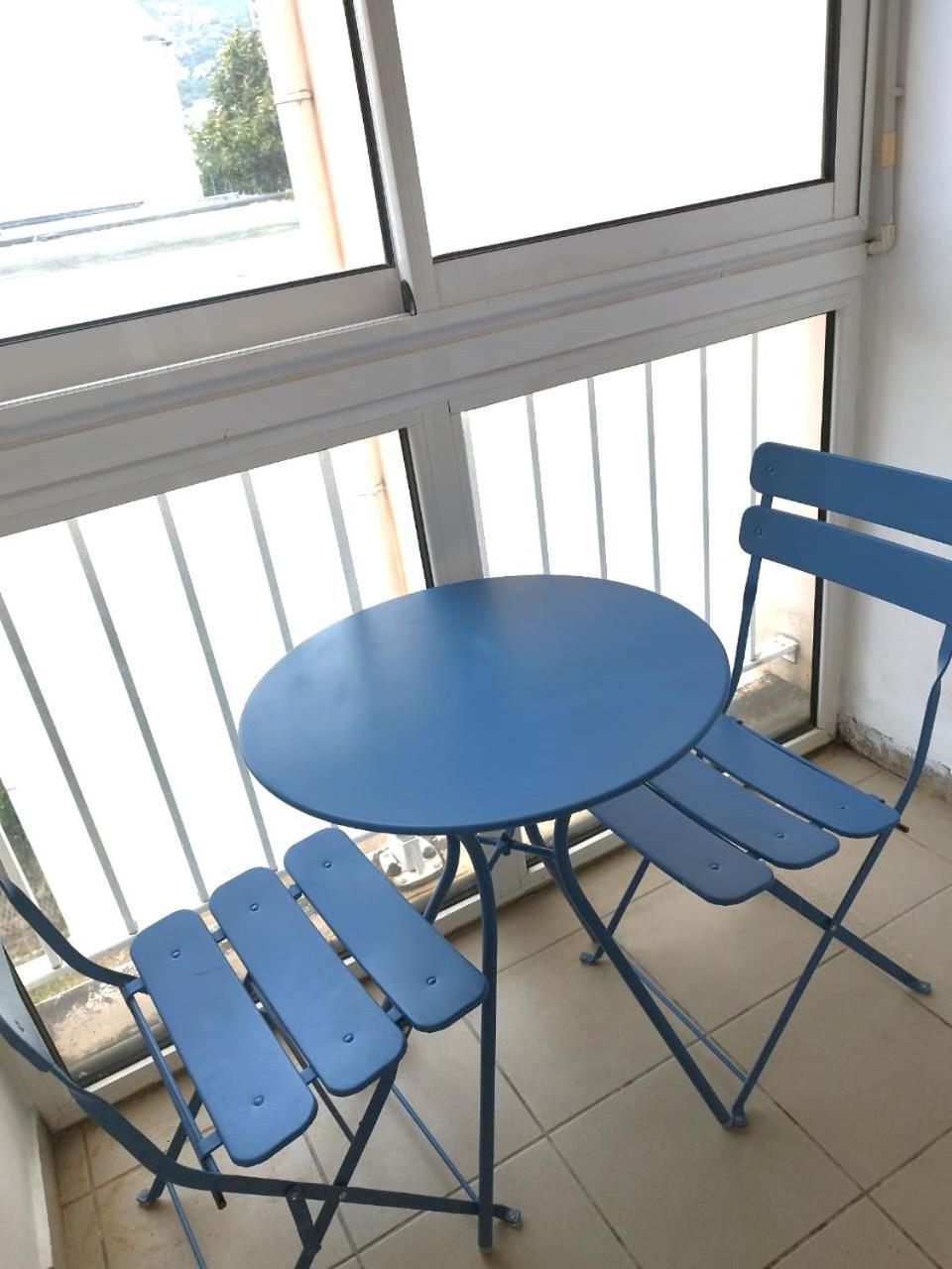 Comme Chez Soi - Studio Tout Equipe - By Sister Home Saint-Denis Esterno foto