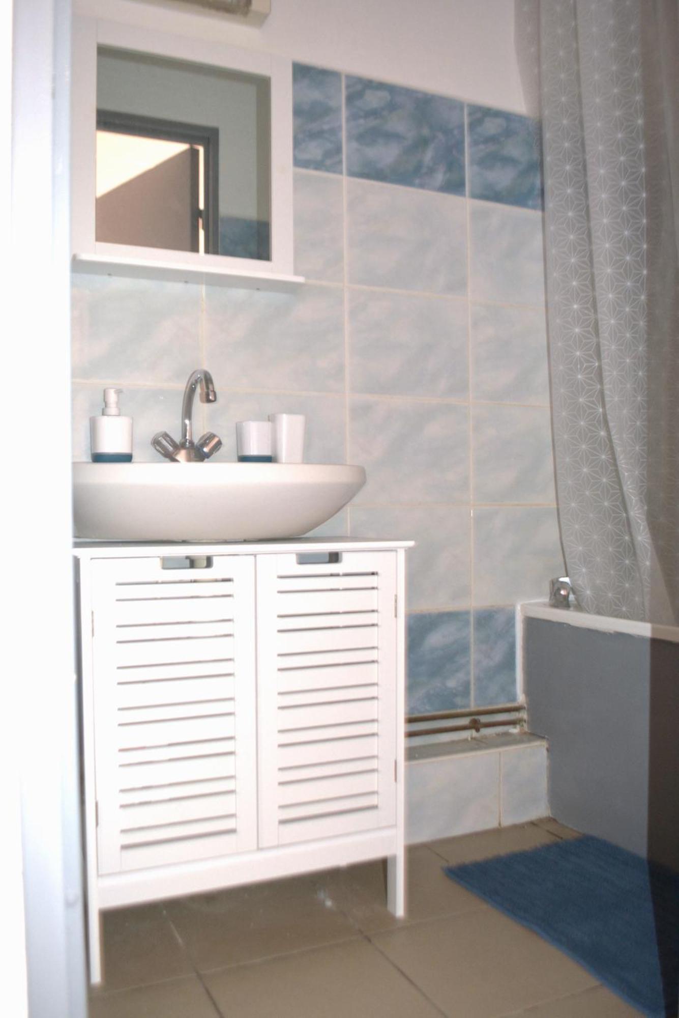 Comme Chez Soi - Studio Tout Equipe - By Sister Home Saint-Denis Esterno foto