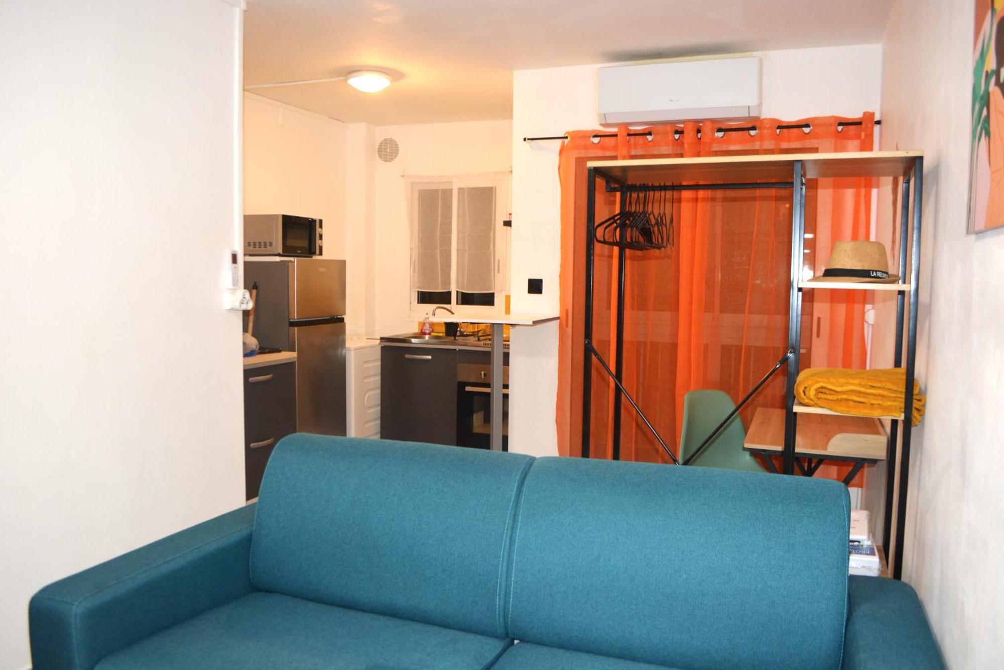 Comme Chez Soi - Studio Tout Equipe - By Sister Home Saint-Denis Esterno foto